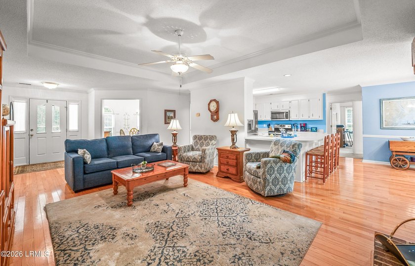 85 Walling Grove Drive, is a beautifully maintained 3-bed - photo 2