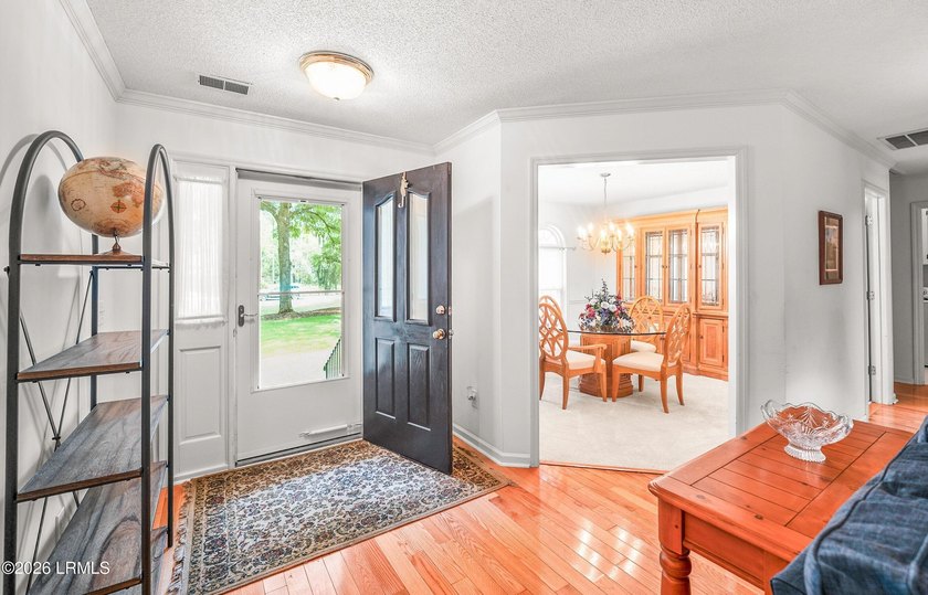 85 Walling Grove Drive, is a beautifully maintained 3-bed - photo 3