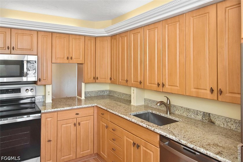 Welcome to 4295 Island Circle, Unit 2-your slice of Southwest - photo 19