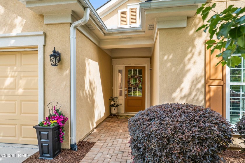 Seller offering $10,000 in concessions With an acceptable offer - photo 4