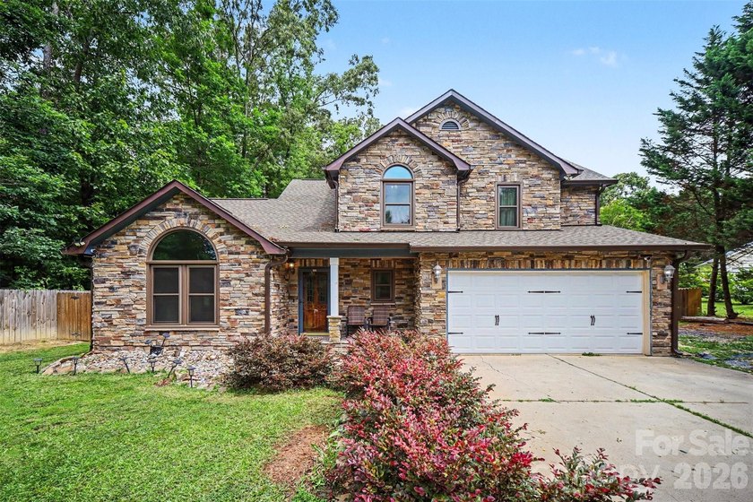 Nestled on approximately half an acre, this beautifully - photo 7