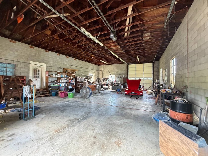Online Auction!!! Join us for an Auction Preview on Thursday - photo 9