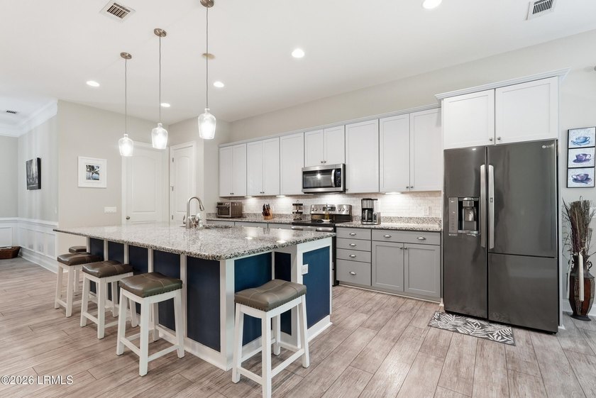Welcome to 155 Quarter Casting Circle, where affordability meets - photo 5