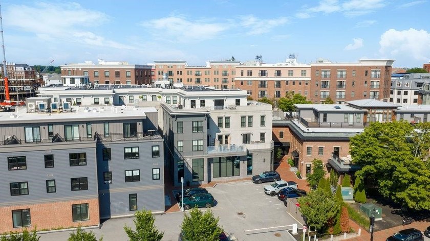 Introducing Residence 301 at 50 Maplewood--an exceptional - photo 23
