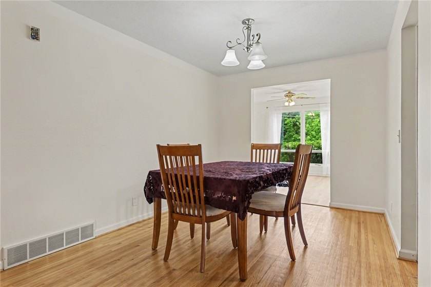 Imagine coming home to peaceful wooded views, no rear neighbors - photo 5