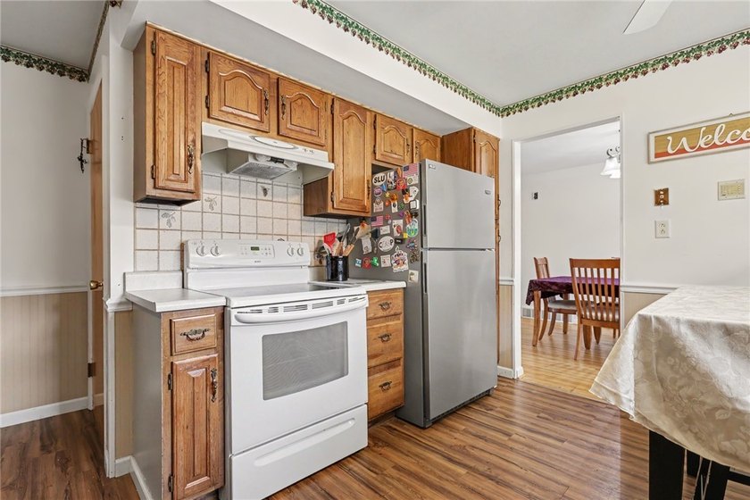 Imagine coming home to peaceful wooded views, no rear neighbors - photo 8