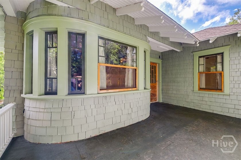 Now with new HVAC systems throughout, and new rear porch with - photo 49