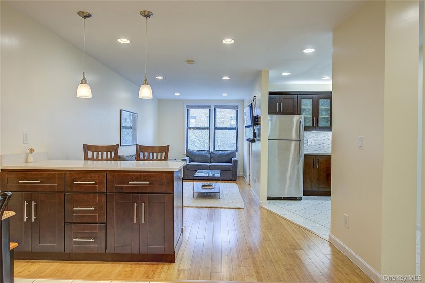 THE UNIT: Welcome home to the dreamy #4E... a spacious, bright - photo 3