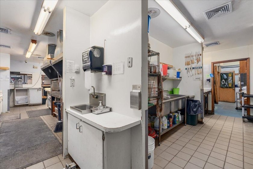 Here's your chance to own a versatile commercial property in a - photo 16