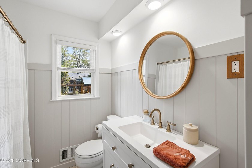 Welcome to this beautifully updated 3-bedroom 2 bath ranch in - photo 17