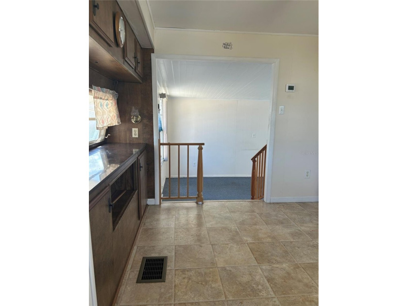 One or more photo(s) has been virtually staged. Own your land - photo 19