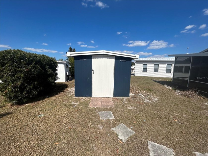 One or more photo(s) has been virtually staged. Own your land - photo 33