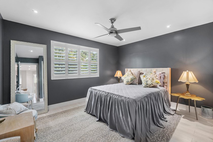 Welcome to this exceptional, fully upgraded 3-bedroom, 3.5-bath - photo 35