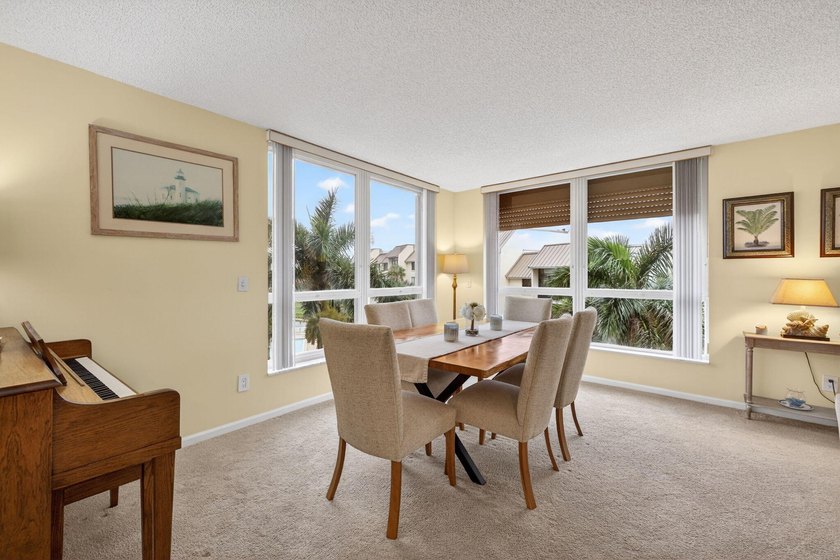 Beautiful 2 bedrrom 2 bath furnished condo in ''Seascape 1'' at - photo 11