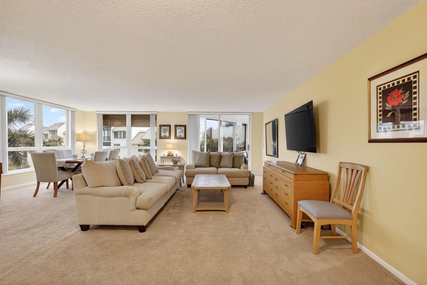 Beautiful 2 bedrrom 2 bath furnished condo in ''Seascape 1'' at - photo 17