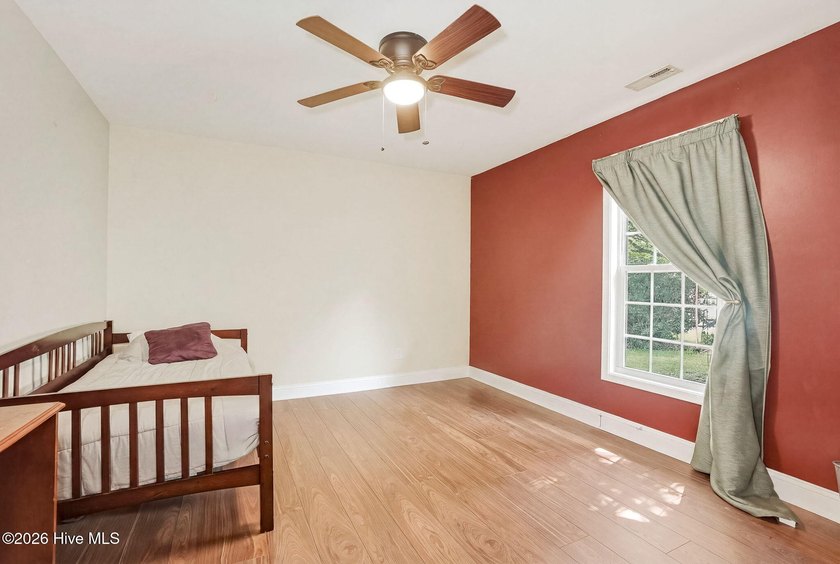 Welcome to easy coastal living in Eastman Creek Landing! This - photo 22