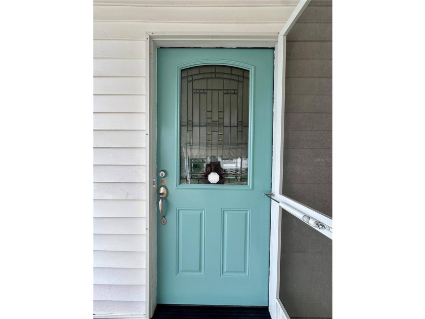 Virtually Staged. Located in a quiet and favorable area within - photo 4