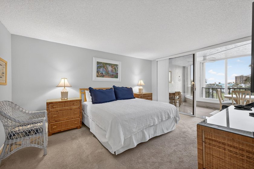 Beautiful 2 bedrrom 2 bath furnished condo in ''Seascape 1'' at - photo 26