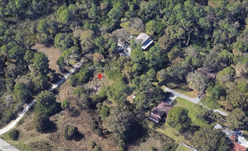Great location in North Fort Myers, located on a quiet street in - photo 2