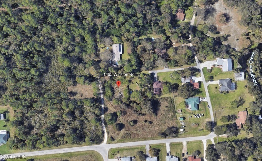 Great location in North Fort Myers, located on a quiet street in - photo 3