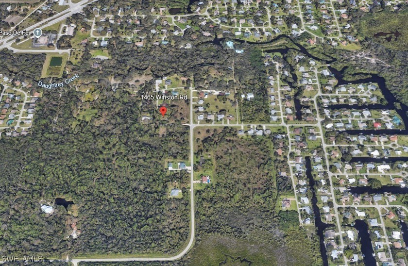 Great location in North Fort Myers, located on a quiet street in - photo 4
