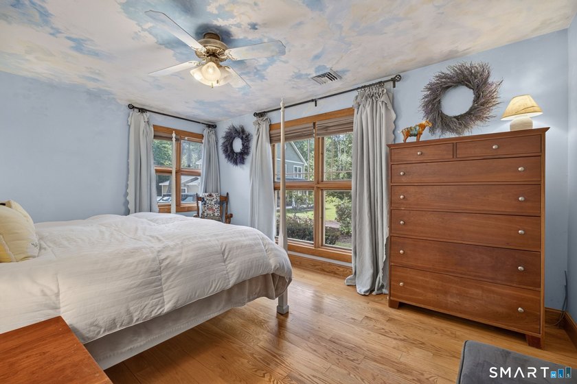 Welcome to your own private retreat on beautiful Gardner Lake! - photo 14