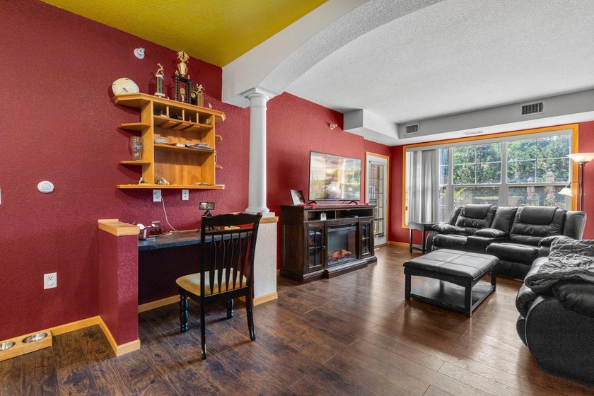 Welcome to easy, one-level living in the heart of Highland Park - photo 21