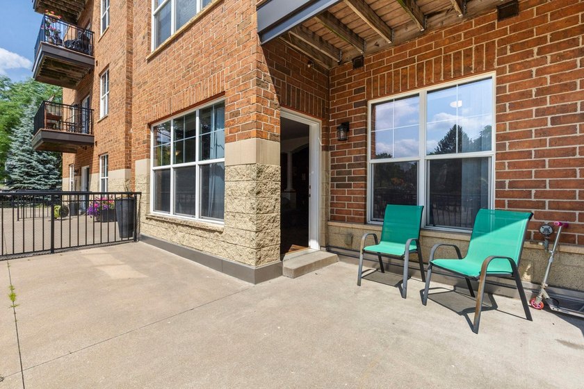 Welcome to easy, one-level living in the heart of Highland Park - photo 24