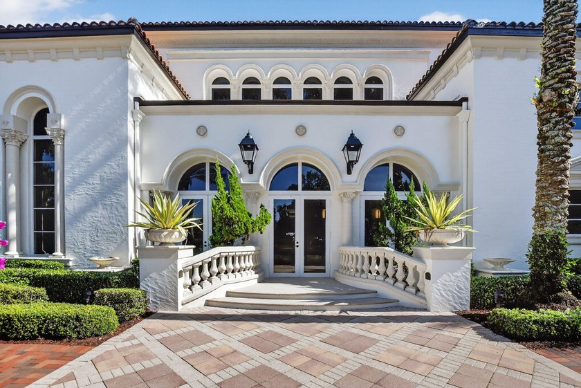 Situated on an oversized lot within the gated community of Azura - photo 42