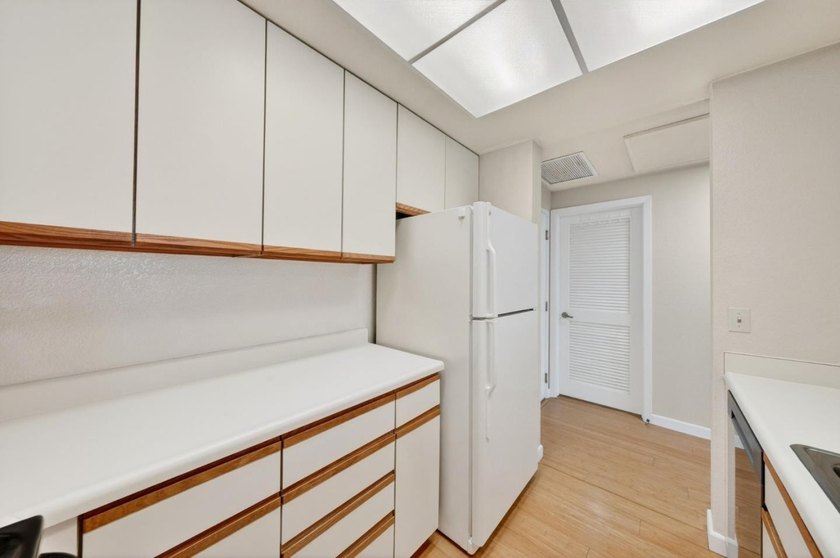 Welcome to 411 Park Ave, a desirable top-floor corner unit in a - photo 14