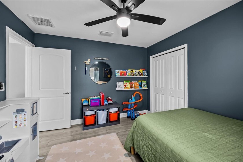 NO HOA! LIKE NEW! Built in 2023, this beautifully upgraded 4-bed - photo 19