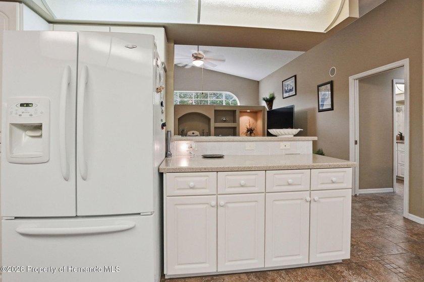 Welcome to one of the most desirable homes in Pristine Place! - photo 22