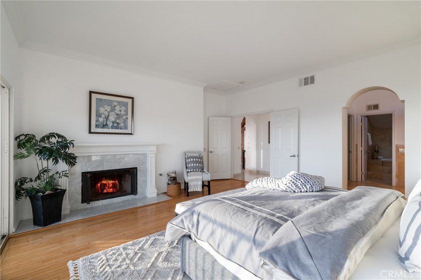 Panoramic ocean views from the living room, family room, dining - photo 24