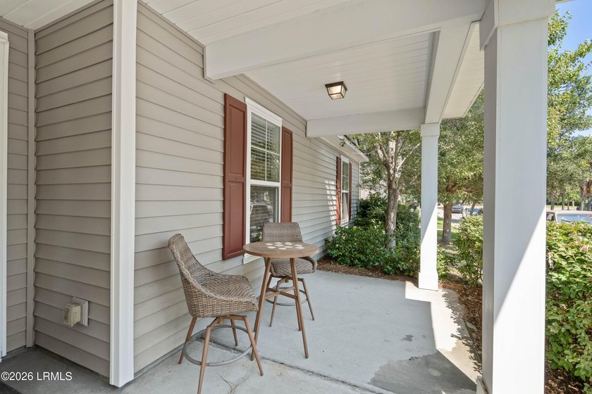 Welcome Home - This beautifully maintained single-story home - photo 6