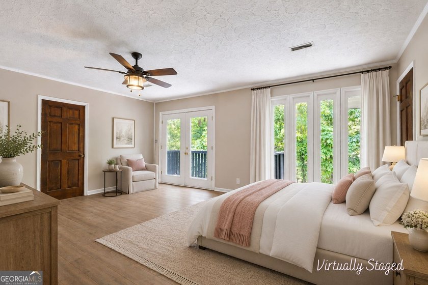 Well cared for and beautifully positioned on nearly 4 acres with - photo 6