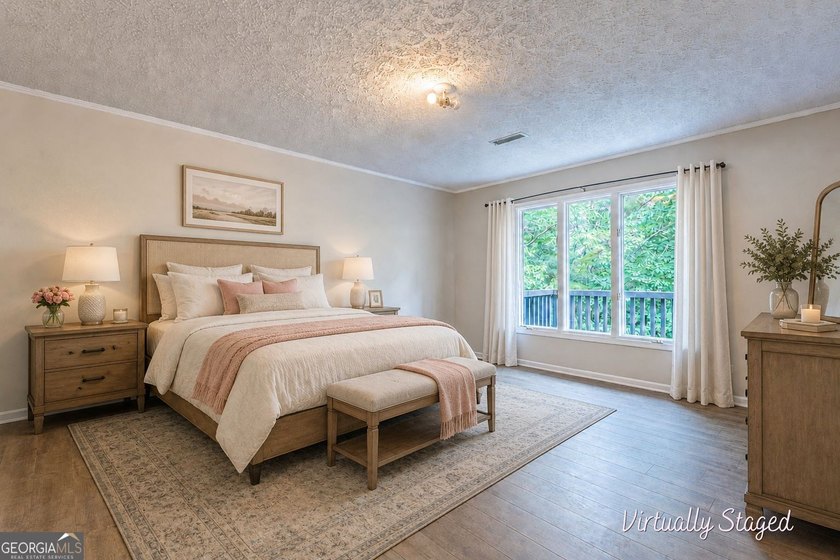 Well cared for and beautifully positioned on nearly 4 acres with - photo 8