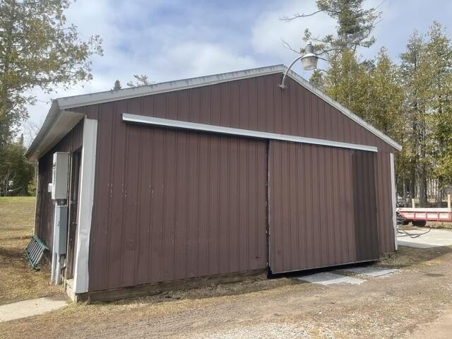 Lake Huron living out your backdoor and all it has to offer from - photo 22