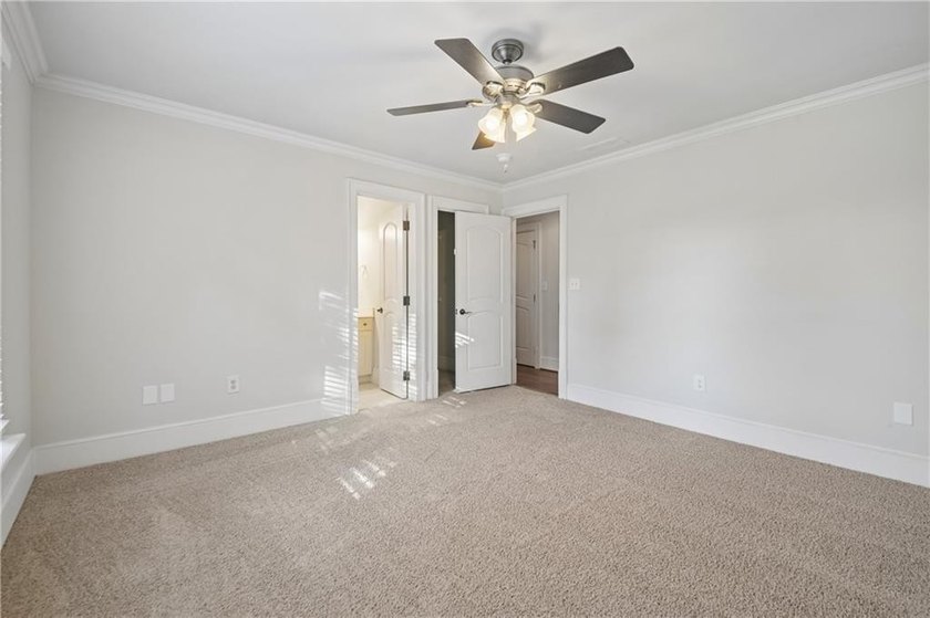 Introducing 1038 Overlook Dr, a residence arranged for everyday - photo 44
