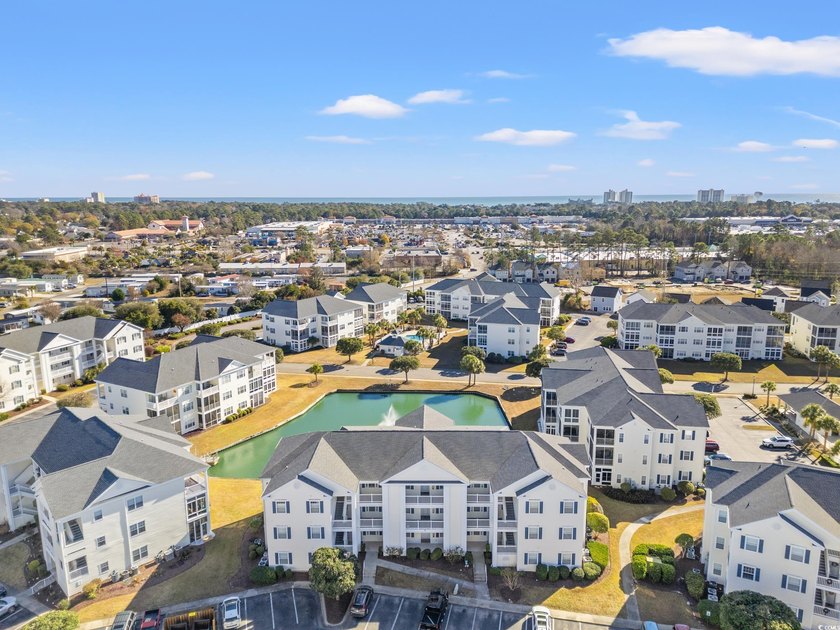 Refined Top-Floor Residence with Waterway and Pool Views in - photo 36