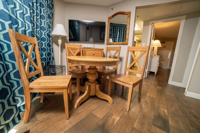 Welcome to this one-bedroom condo with excellent ocean views up - photo 13