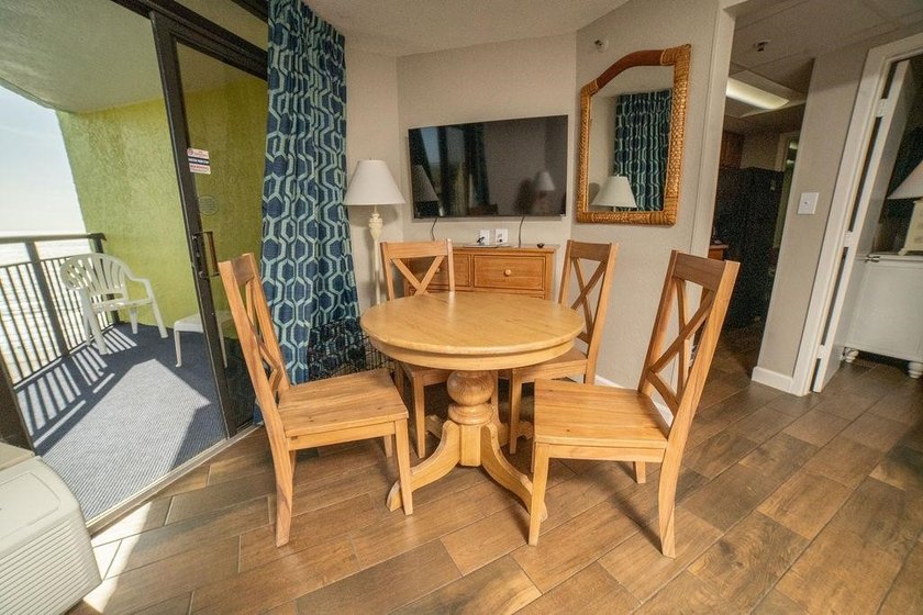 Welcome to this one-bedroom condo with excellent ocean views up - photo 38