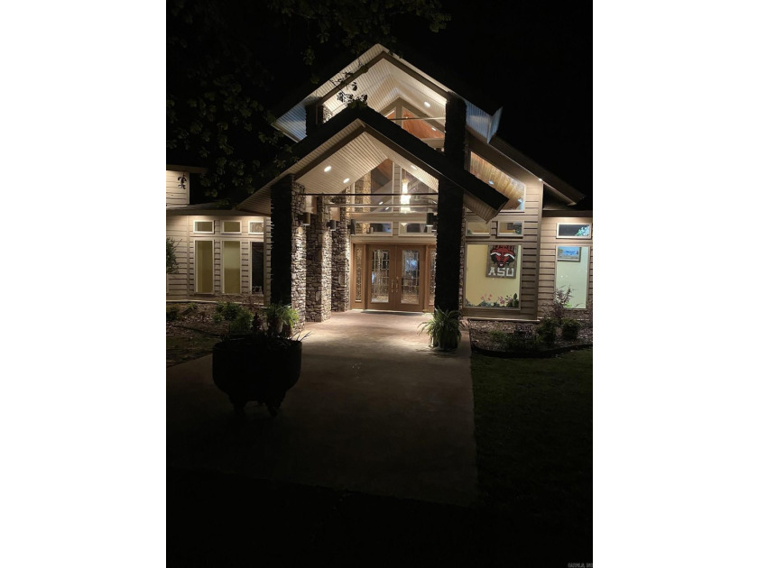 A truly one-of-a kind lake area retreat! Offered for the first - photo 41