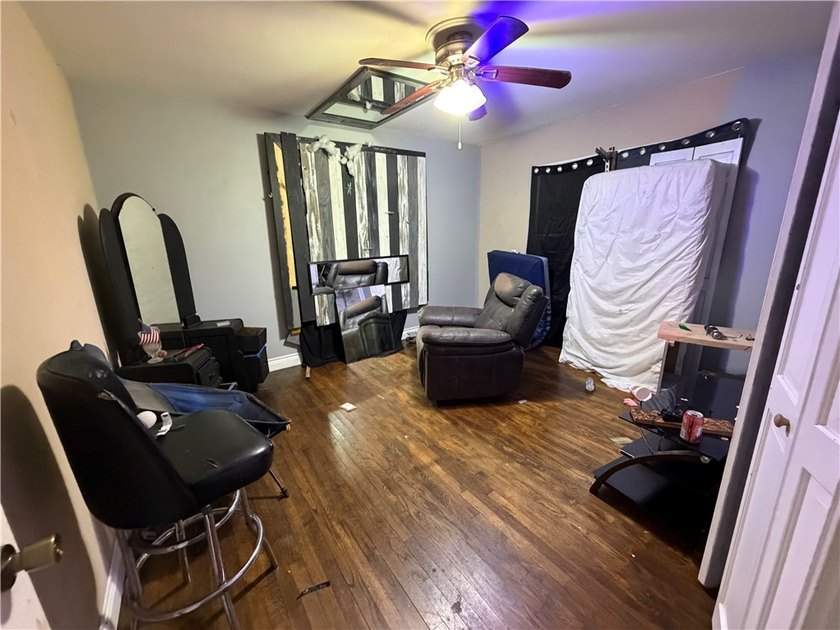 1337 Cambridge offers an excellent opportunity for investors - photo 15