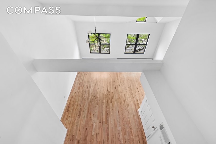 Soaring Duplex 3 Bedroom Condo in Crown Heights with Vaulted - photo 12