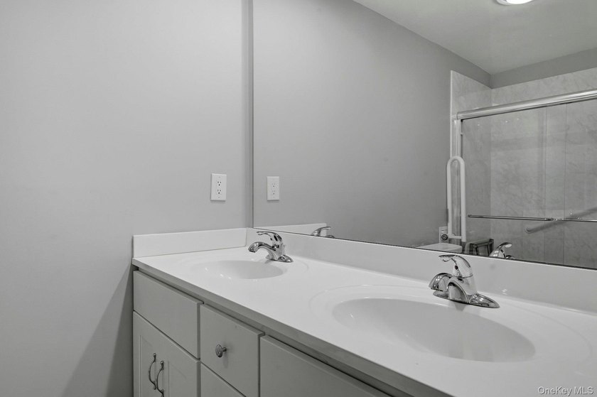 Proudly offered for the very first time, this meticulously - photo 17