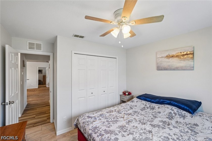 AGENTS - PLEASE VIEW REALTOR REMARKS IN THE MLS. Motivated - photo 22