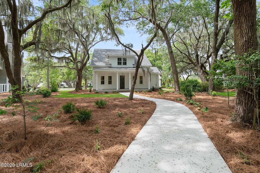 Welcome to your brand-new Lowcountry retreat in desirable Coosaw - photo 2