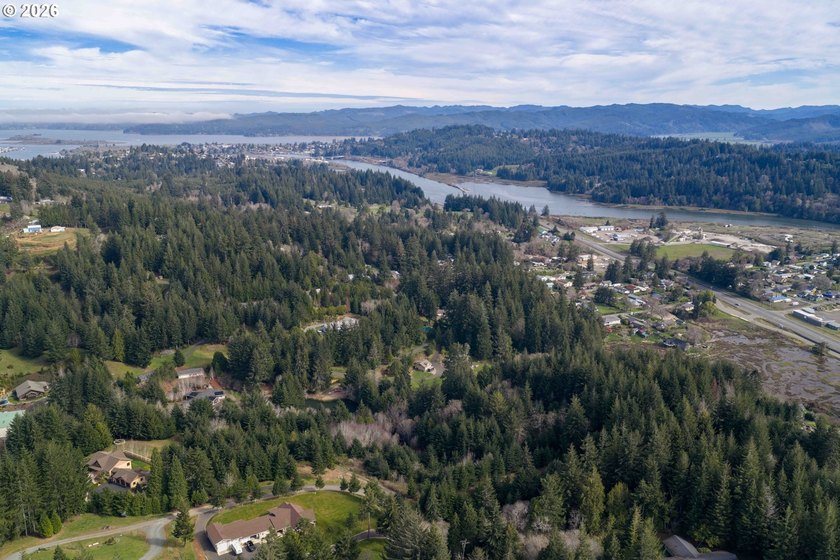 Welcome to Lake Estates, Subdivision of 2+ Acre Lots &amp; New(er) - photo 13