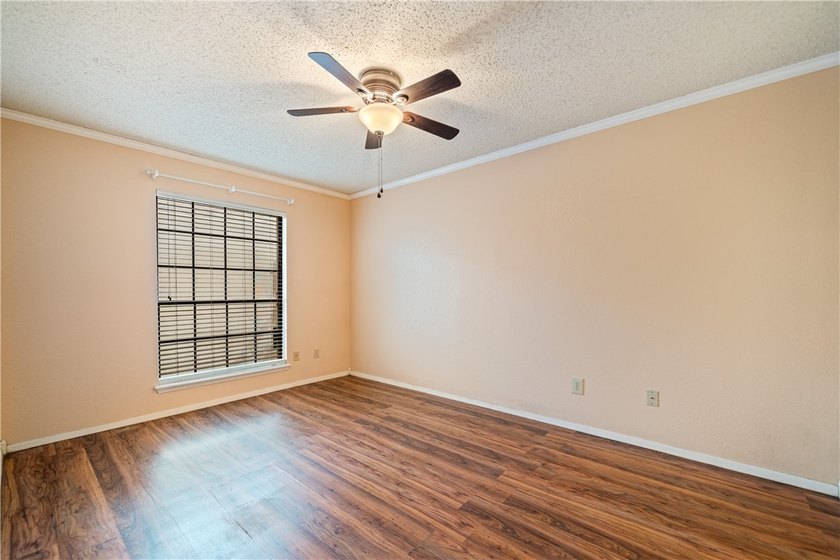 Welcome to The Mansions! This charming 2 bedroom, 2 full - photo 17