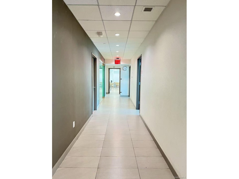 Flushing: Space Is At Prince Plaza In Downtown Flushing, High - photo 4